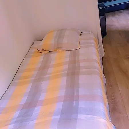 Jolie 2 Pieces Avec Terrasse Jusqu'a 5 Personnes Centre *