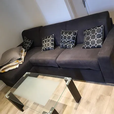 Jolie 2 Pieces Avec Terrasse Jusqu'a 5 Personnes Centre Apartment *